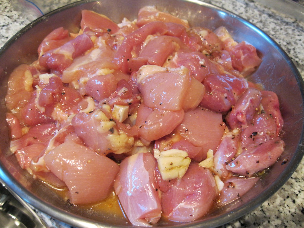 Khor - Chicken, pepper, garlic Khor - Chicken, pepper, garlic